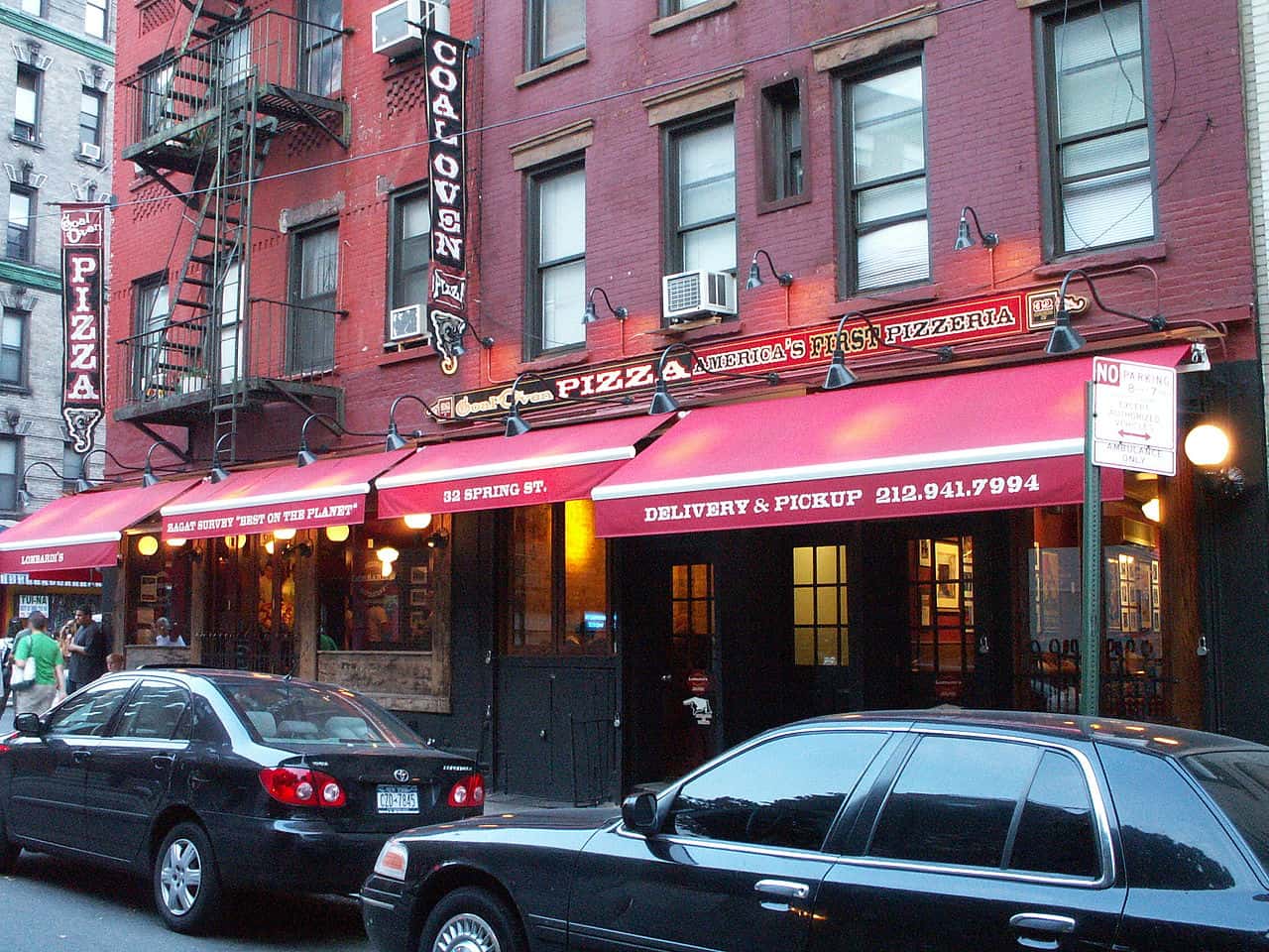 lombardi's pizzeria in new york city